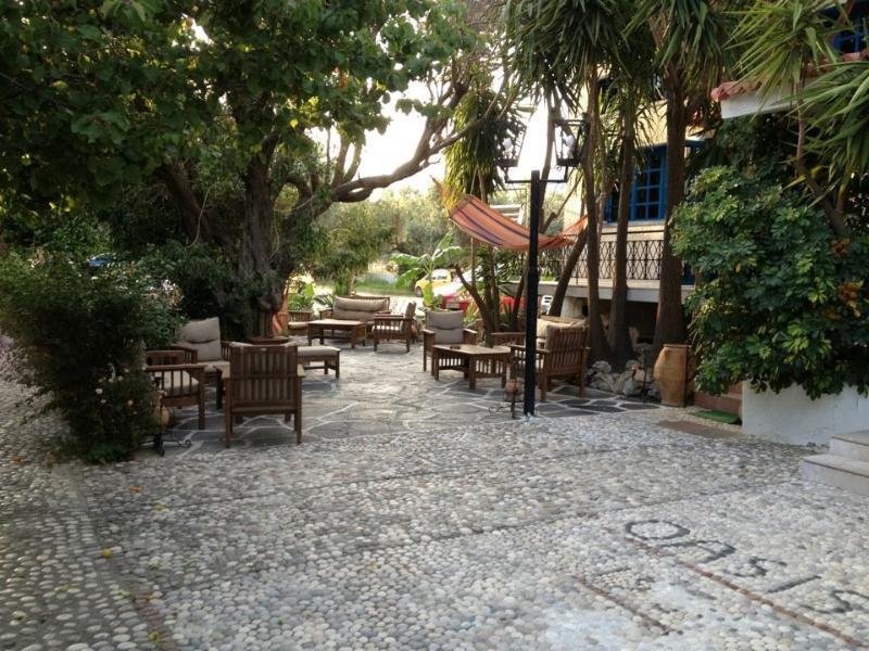 Oasis Hotel Bungalows Afandou Rhodes Exteriér fotografie